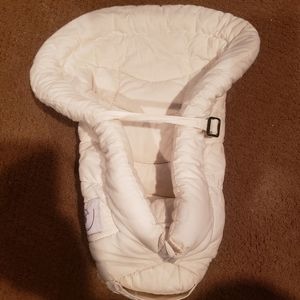 Infant insert for ergo baby